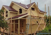 Фото со стройплощадок - Дом из бруса 7,5х8,5 м