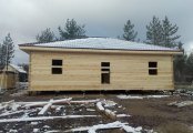 Фото со стройплощадок - Дом из бруса 10х13 м.