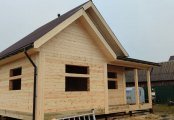 Фото со стройплощадок - Дом из бруса 7,5х8 м.