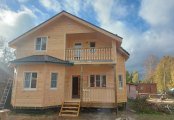 Фото со стройплощадок - Каркасный дом 9х11.5 м.