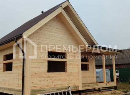 Фото со стройплощадок - Дом из бруса 7,5х8 м.