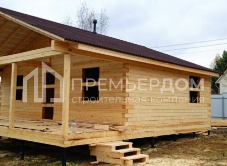 Фото со стройплощадок - Дом из бруса 9х9 м.