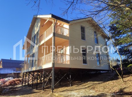 Фото со стройплощадок - Каркасный дом 9х12 м.