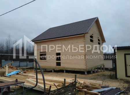Фото со стройплощадок - Дом из бруса 9х9 м.
