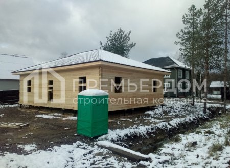 Фото со стройплощадок - Дом из бруса 10х13 м.