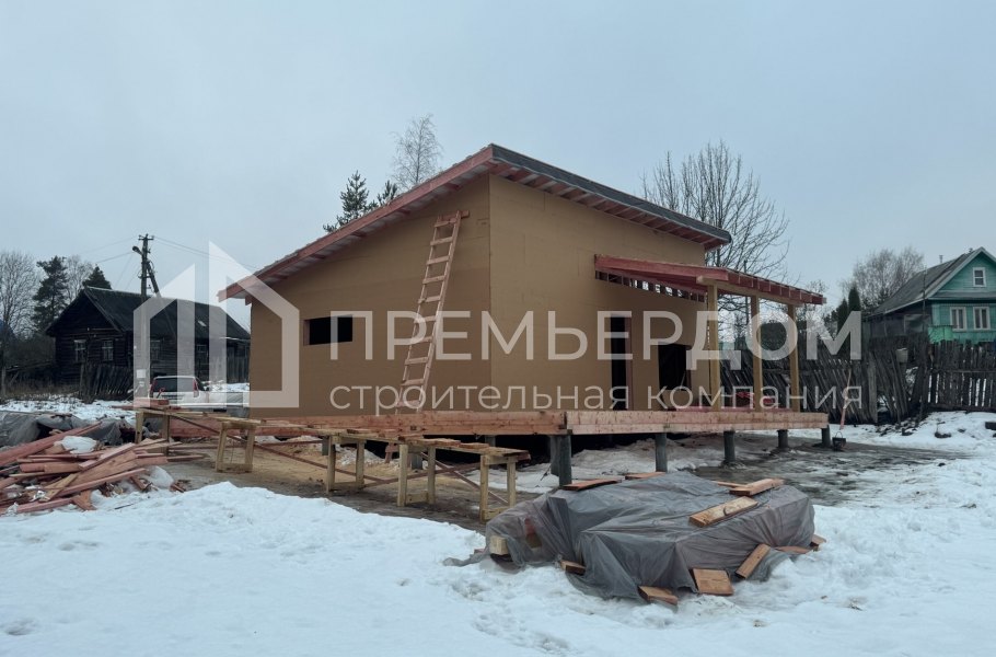 Фото со стройплощадок - Каркасный дом 10х11 м.