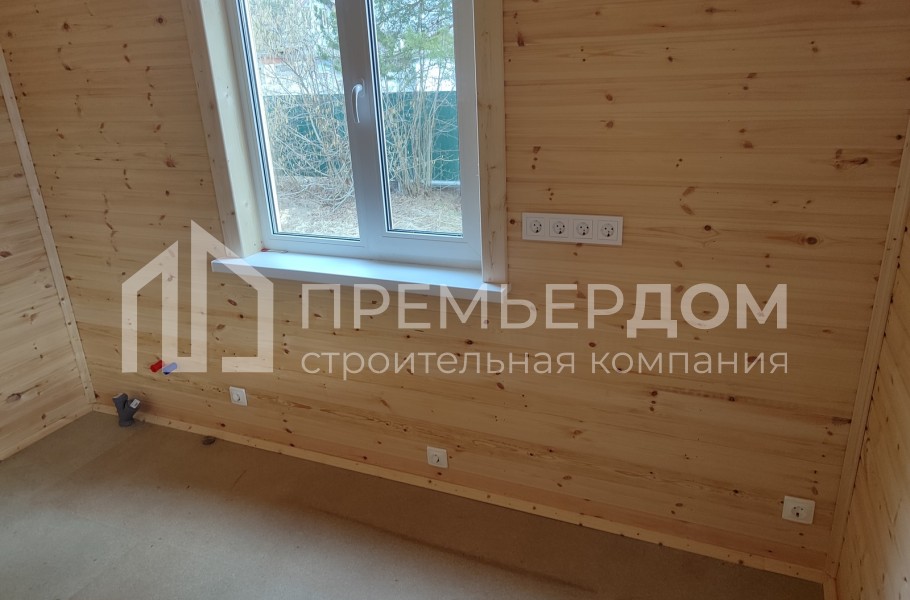 Фото со стройплощадок - Каркасный дом 8х9,5 м.