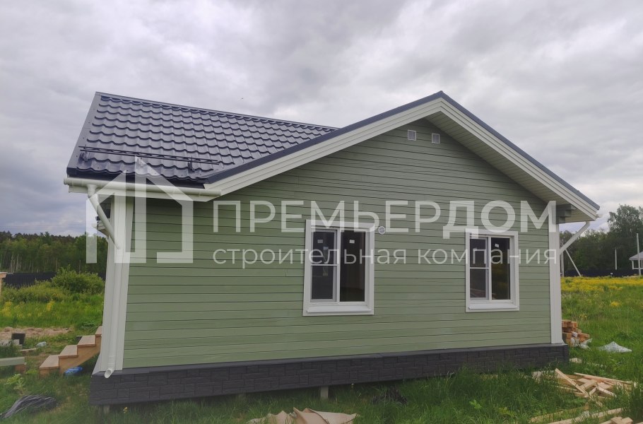 Фото со стройплощадок - Дом из бруса 9х10 м.