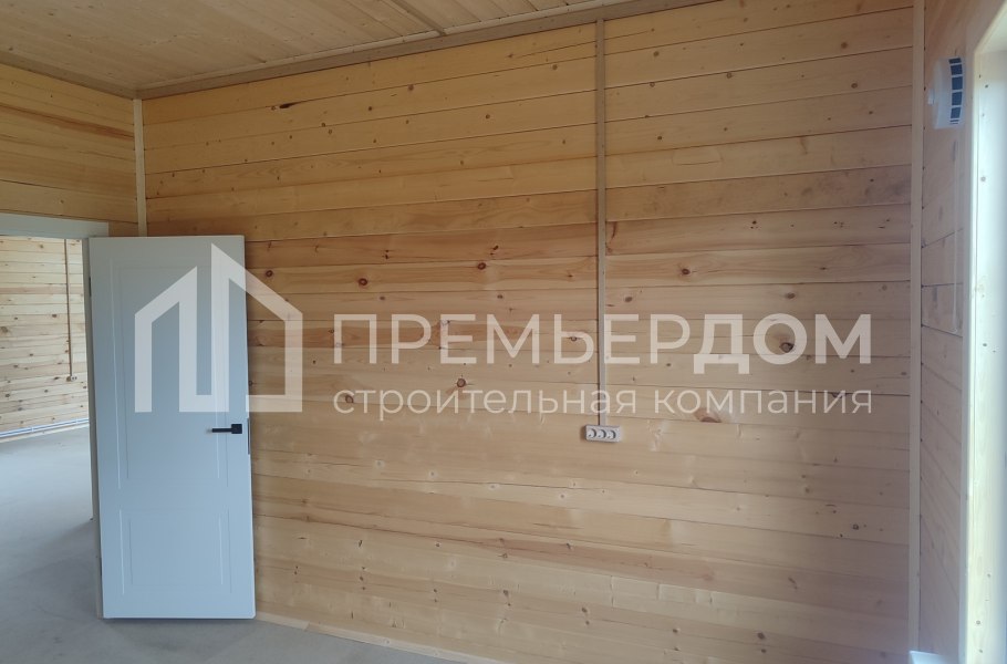 Фото со стройплощадок - Дом из бруса 9х10 м.