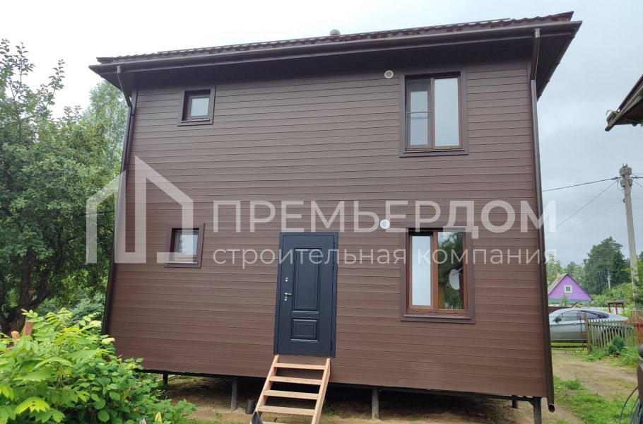 Фото со стройплощадок - Каркасный дом 7,5х7,5 м.