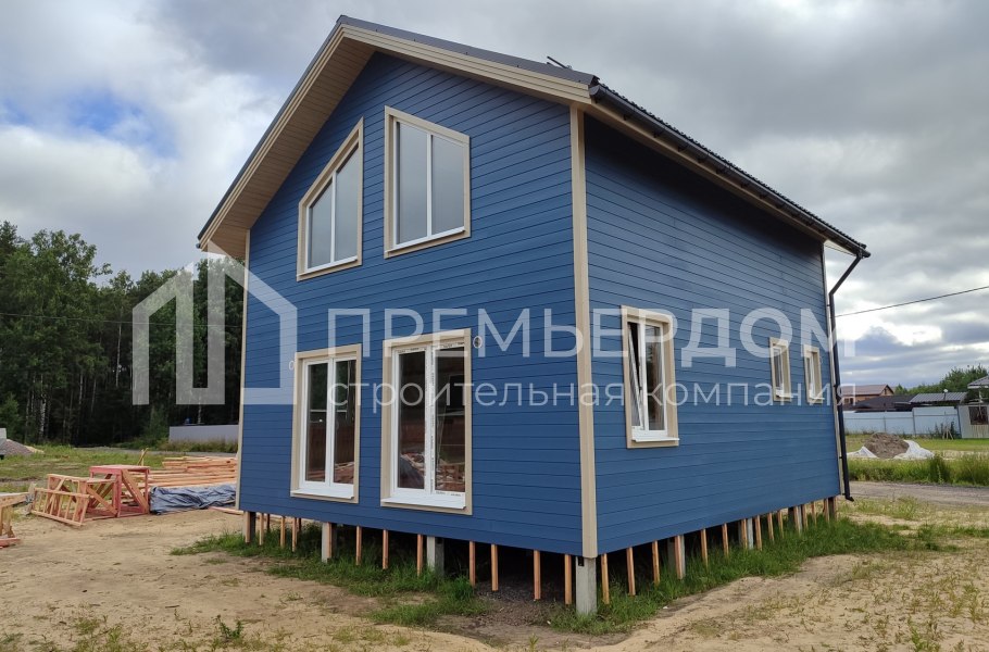 Фото со стройплощадок - Каркасный дом 7х8 м.