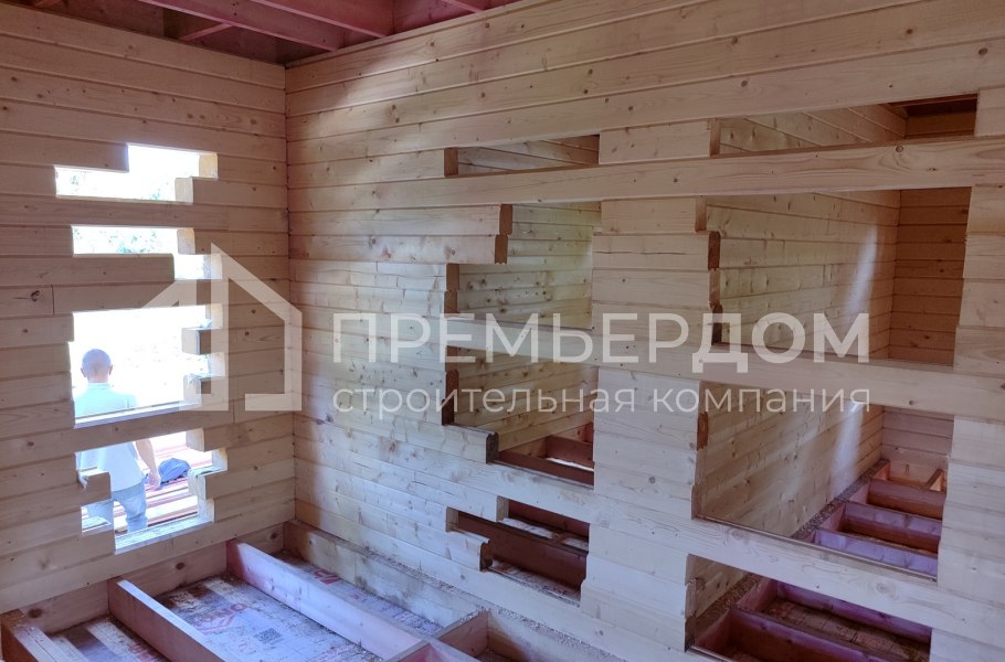 Фото со стройплощадок - Дом из бруса 6х10 м.