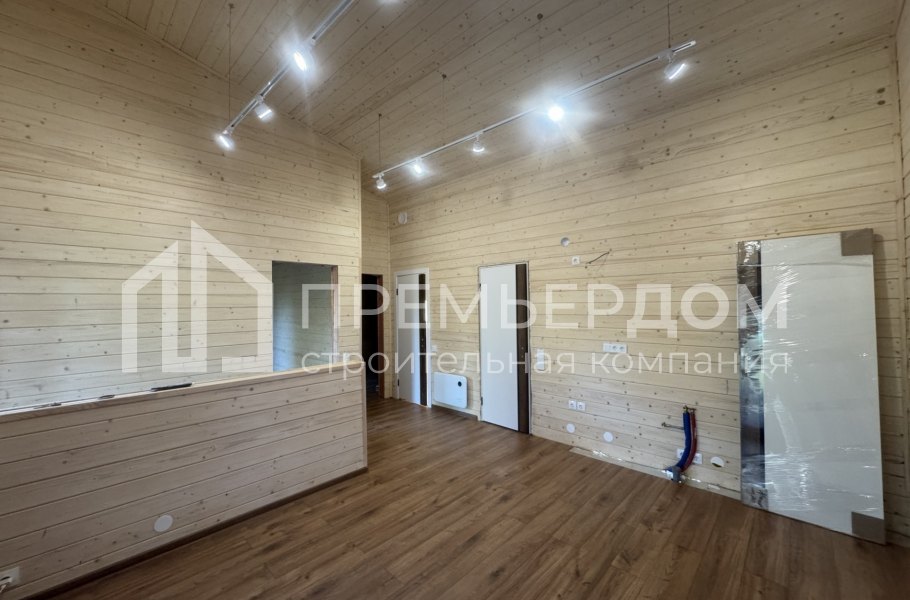 Фото со стройплощадок - Каркасный дом 10х11 м.