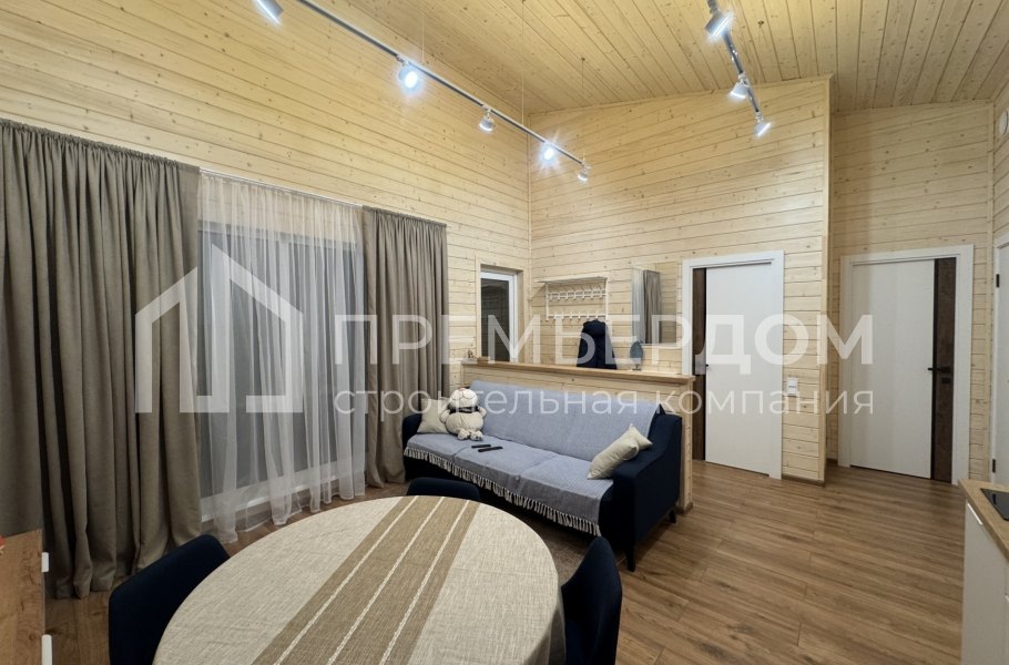 Фото со стройплощадок - Каркасный дом 10х11 м.