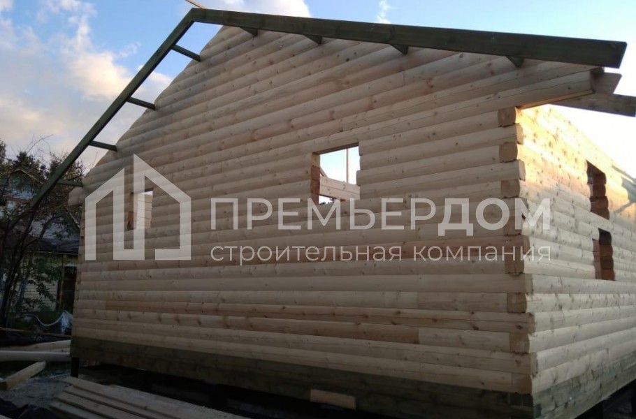 Фото со стройплощадок - Дом из бруса 7х7 м.
