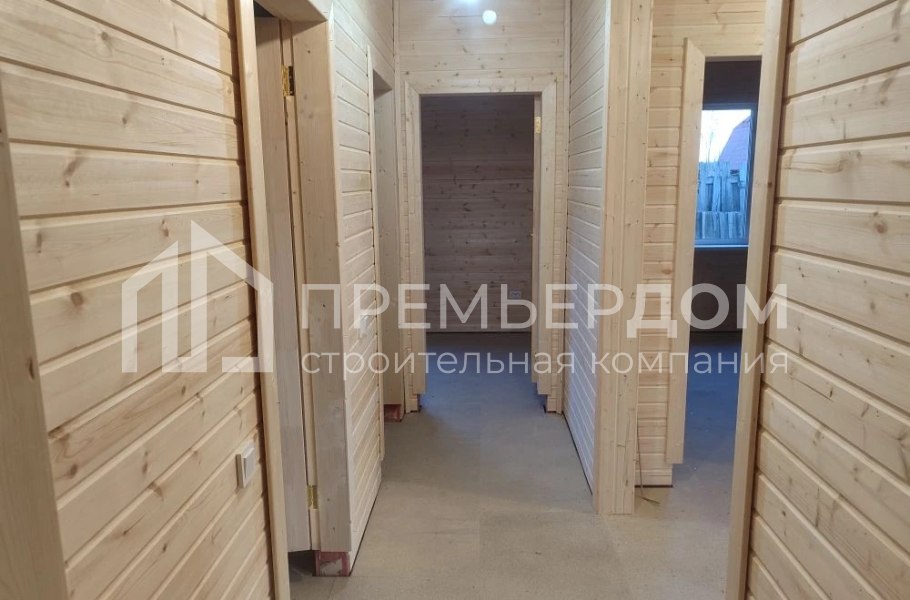Фото со стройплощадок - Каркасный дом 10х10,5 м.