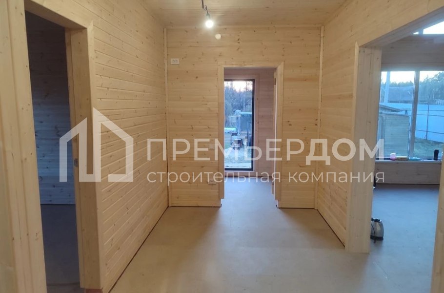 Фото со стройплощадок - Каркасный дом 10х10,5 м.
