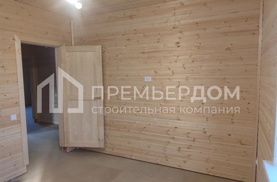 Фото со стройплощадок - Каркасный дом 10х10,5 м.