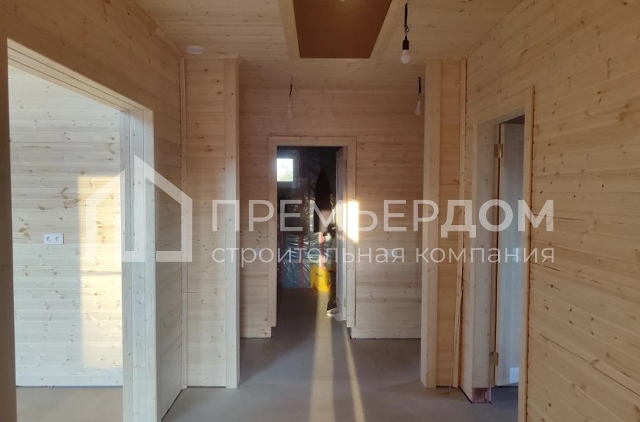 Фото со стройплощадок - Каркасный дом 10х10,5 м.