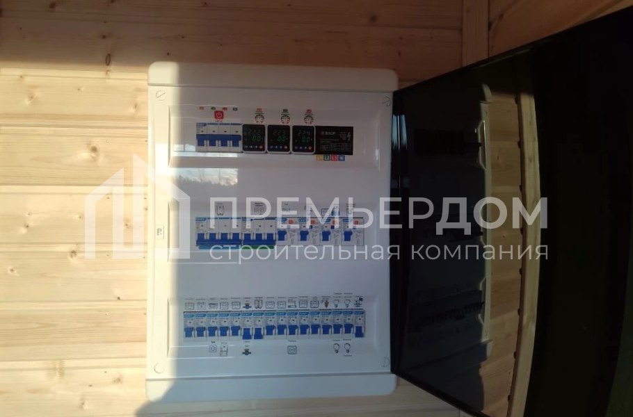 Фото со стройплощадок - Каркасный дом 10х10,5 м.