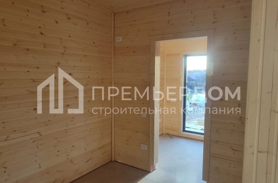Фото со стройплощадок - Каркасный дом 10х10,5 м.