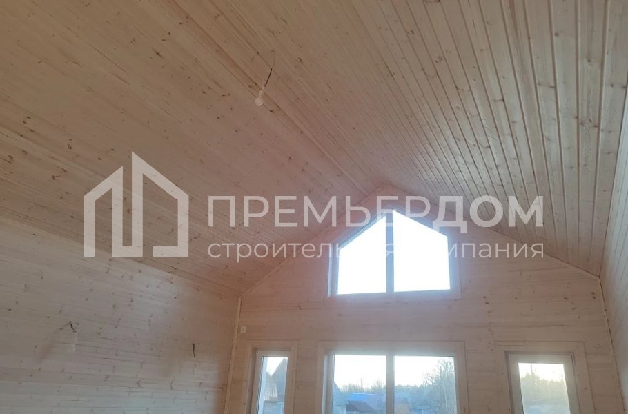 Фото со стройплощадок - Каркасный дом 10х10,5 м.