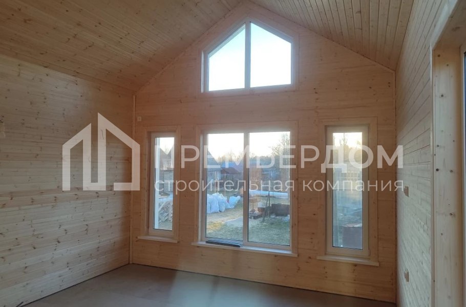Фото со стройплощадок - Каркасный дом 10х10,5 м.