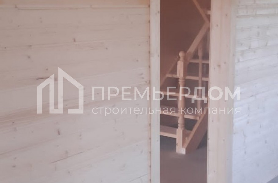 Фото со стройплощадок - Каркасный дом 8х9 м.