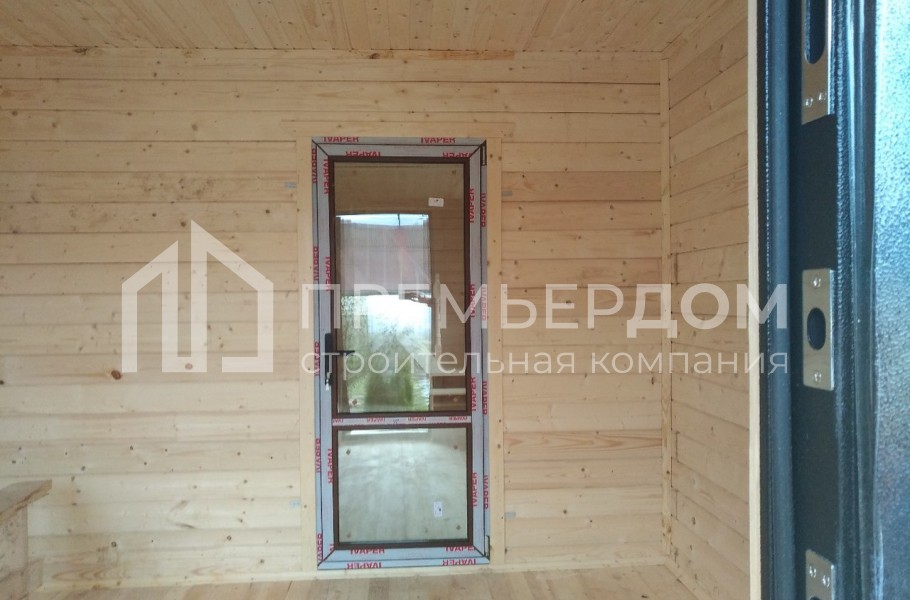 Фото со стройплощадок - Дом из бруса 8х9 м.