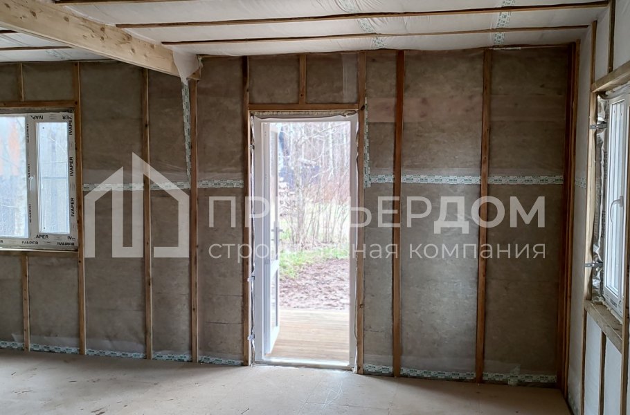 Фото со стройплощадок - Каркасный дом 7х11 м.