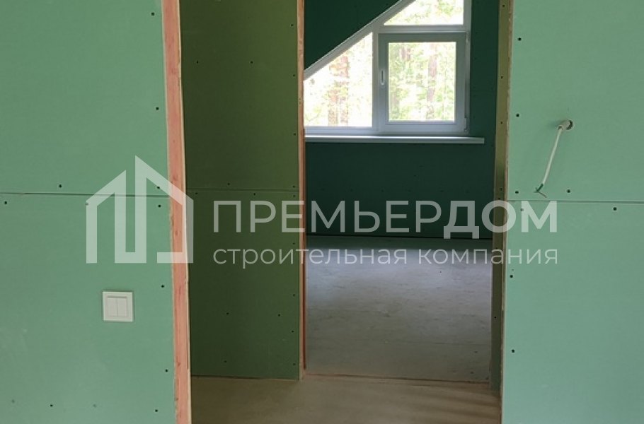 Фото со стройплощадок - Каркасный дом 9,5х10 м.