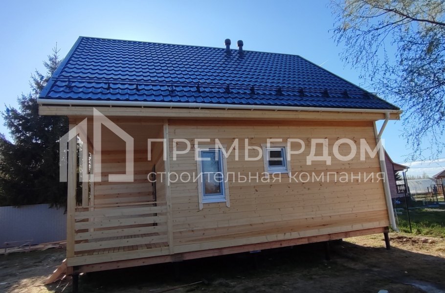 Фото со стройплощадок - Каркасный дом 8х8 м.