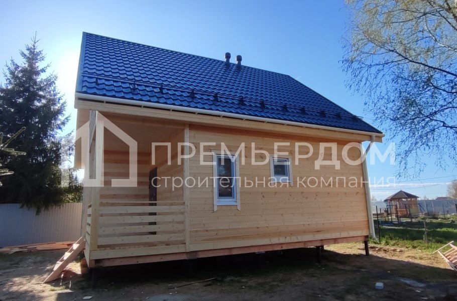 Фото со стройплощадок - Каркасный дом 8х8 м.