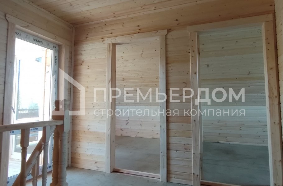 Фото со стройплощадок - Каркасный дом 8х8 м.