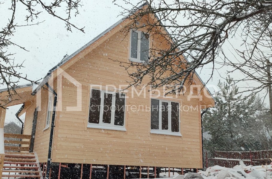 Фото со стройплощадок - Каркасный дом 6х8 м.