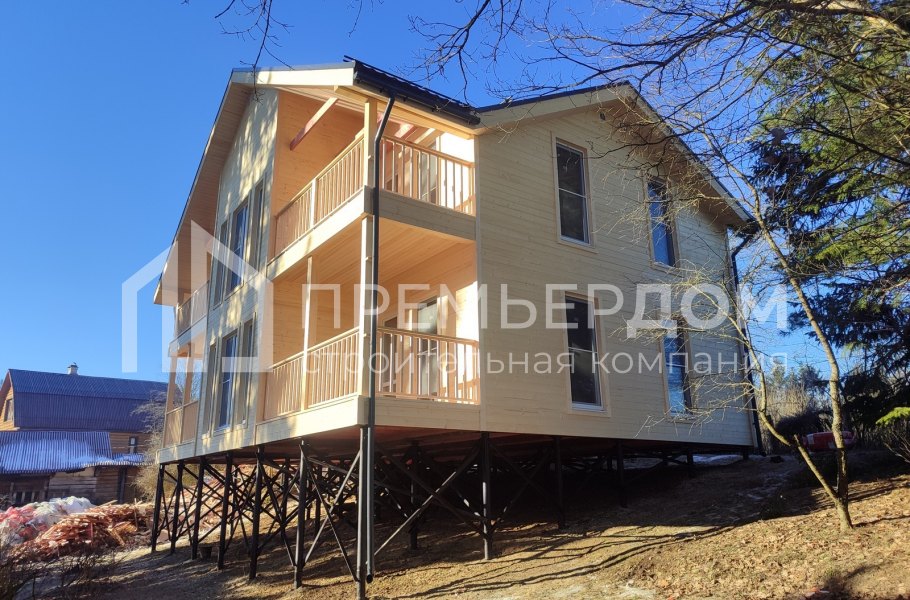 Фото со стройплощадок - Каркасный дом 9х12 м.