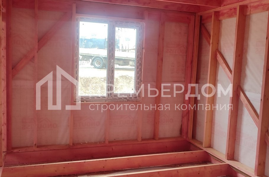 Фото со стройплощадок - Каркасный дом 10х12 м.