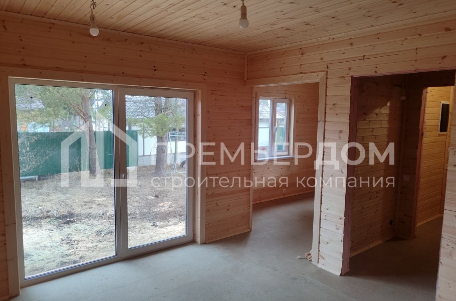 Фото со стройплощадок - Каркасный дом 8х9,5 м.