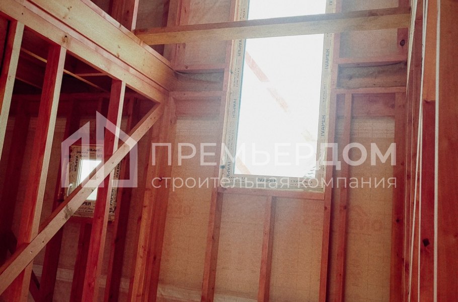 Фото со стройплощадок - Каркасный дом 11х10 м.