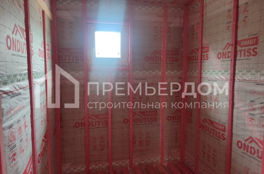 Фото со стройплощадок - Каркасный дом 9х9,4 м.