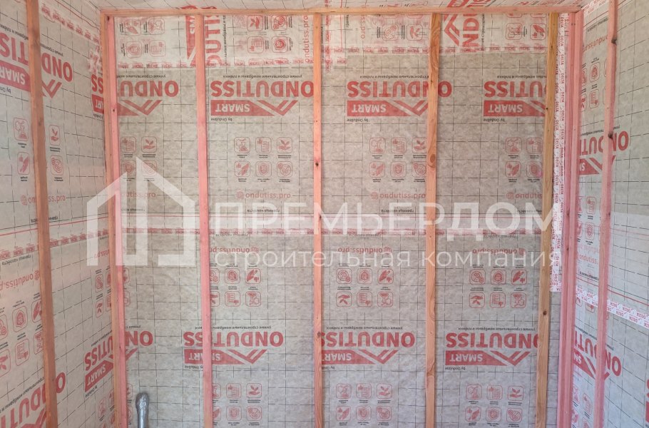 Фото со стройплощадок - Каркасный дом 10х7,5 м.