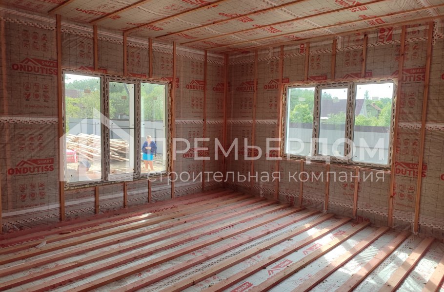 Фото со стройплощадок - Каркасный дом 12х16 м.