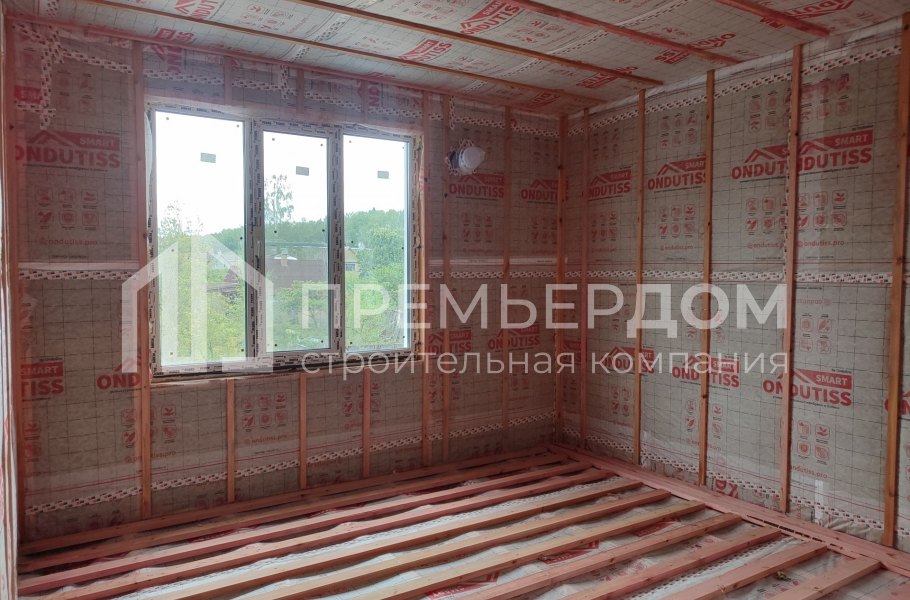 Фото со стройплощадок - Каркасный дом 12х16 м.