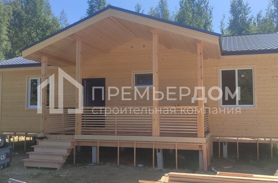 Фото со стройплощадок - Каркасный дом 12х11,5 м.