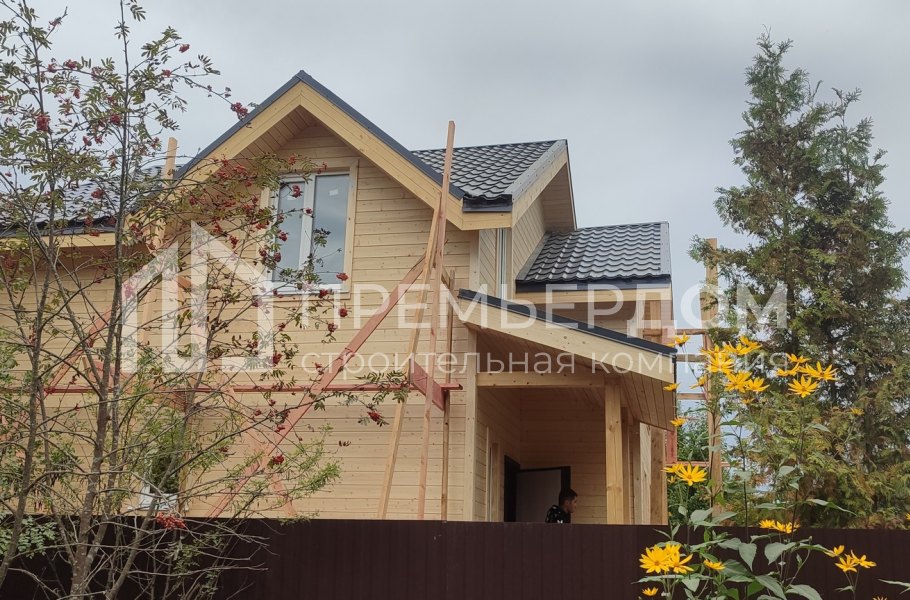 Фото со стройплощадок - Каркасный дом 7,5х8,5 м.