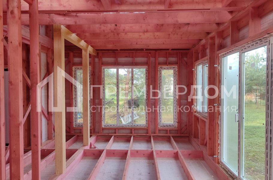 Фото со стройплощадок - Каркасный дом 7,5х7,5 м.