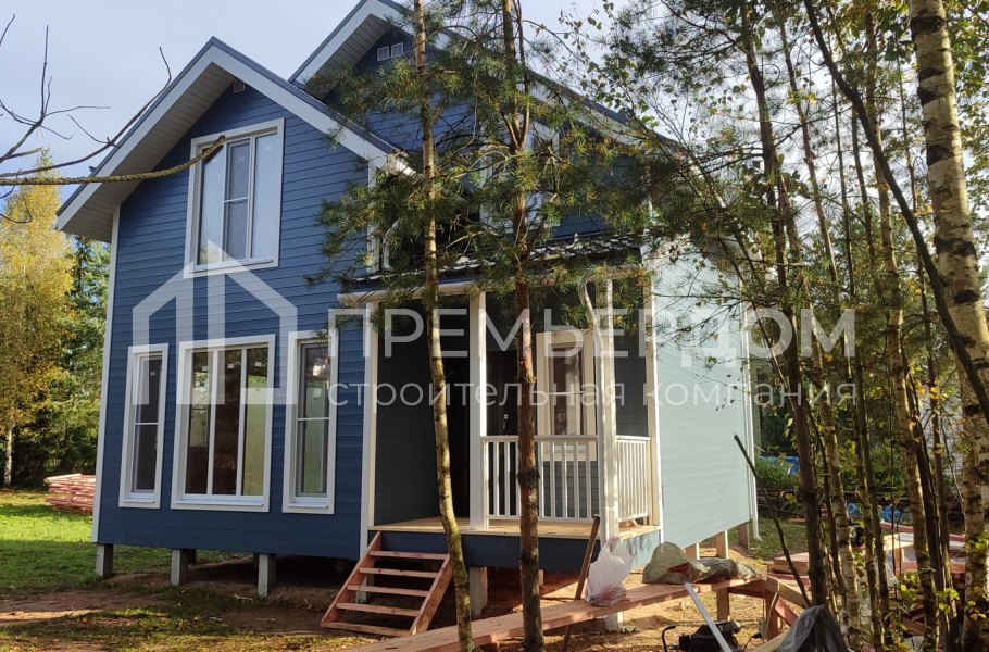 Фото со стройплощадок - Каркасный дом 7,5х7,5 м.