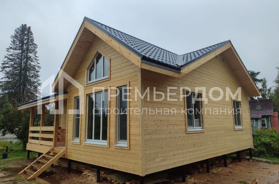 Фото со стройплощадок - Каркасный дом 9х10 м.