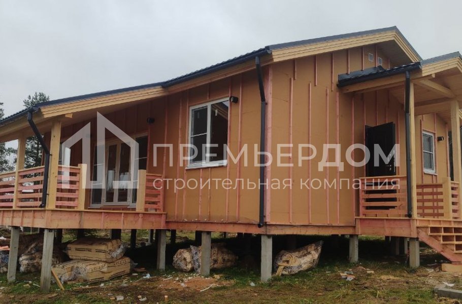 Фото со стройплощадок - Каркасный дом 13,5×11 м.