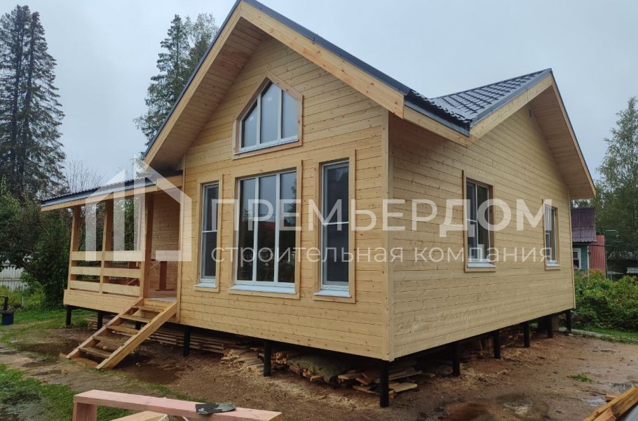 Фото со стройплощадок - Каркасный дом 9х10 м.